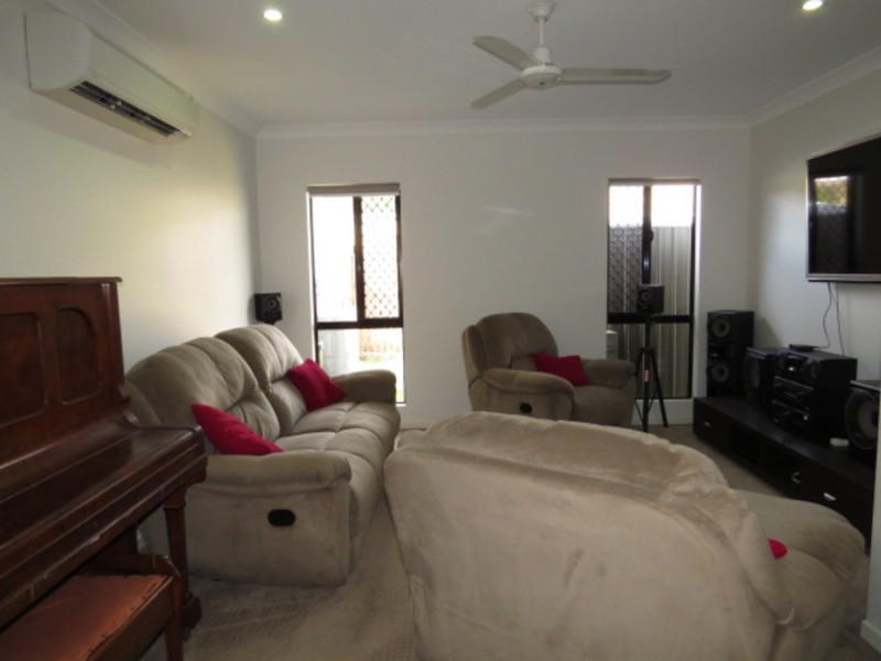 3 Links Road, Bowen QLD 4805