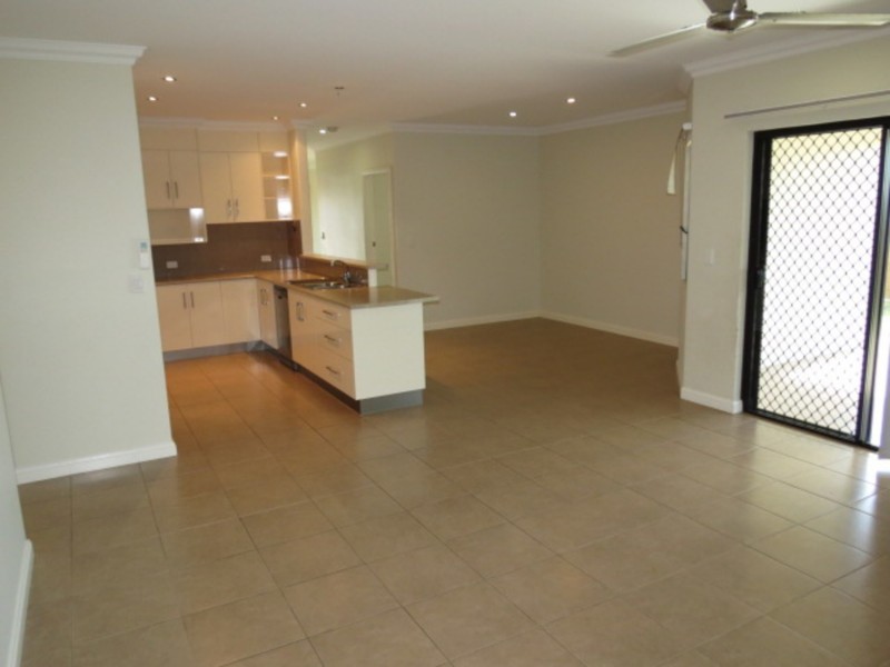 17 Matthews Street, Bowen QLD 4805