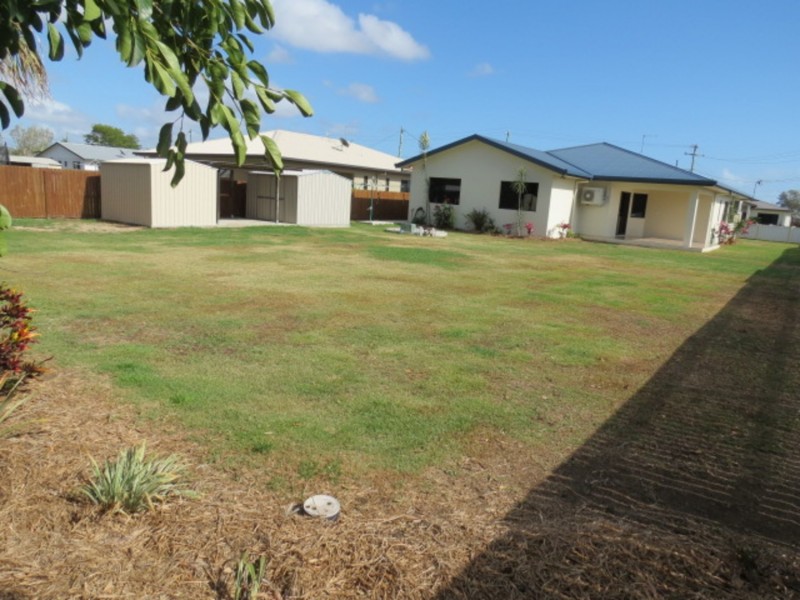 17 Matthews Street, Bowen QLD 4805