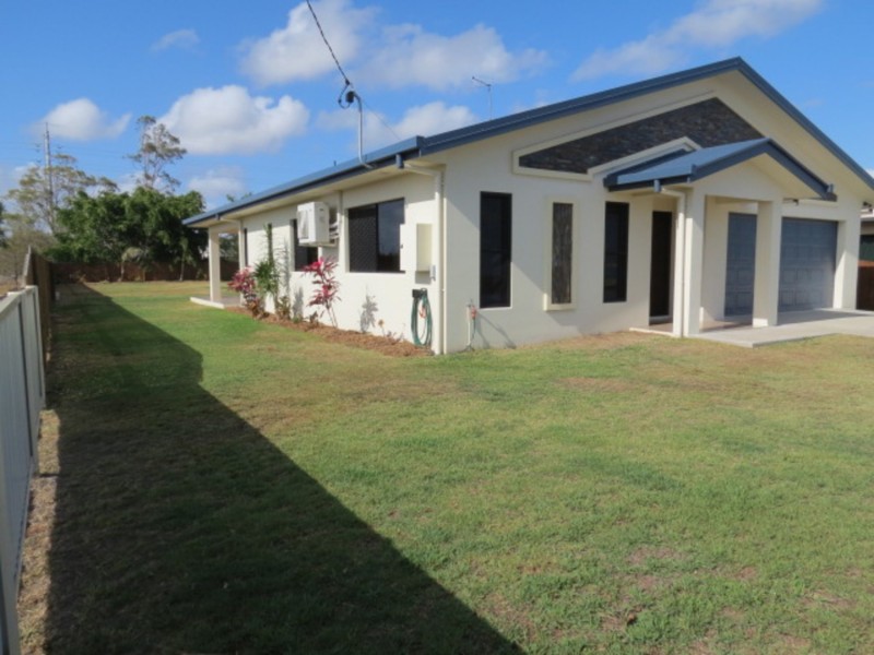 17 Matthews Street, Bowen QLD 4805