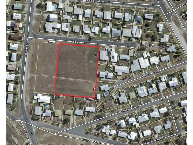 11 – 17 Rodney Street, Bowen QLD 4805