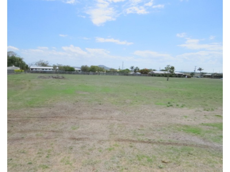 11 – 17 Rodney Street, Bowen QLD 4805