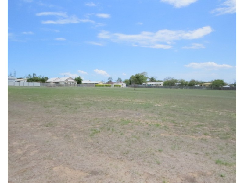 11 – 17 Rodney Street, Bowen QLD 4805