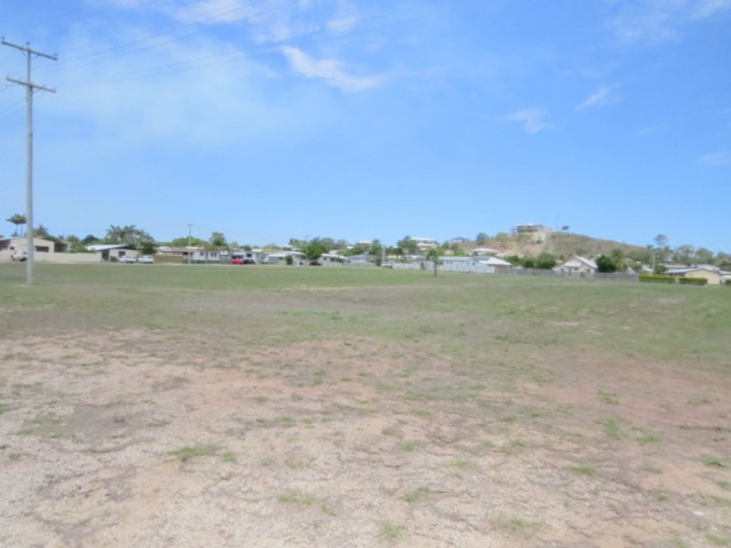 6 – 16 West Street, Bowen QLD 4805