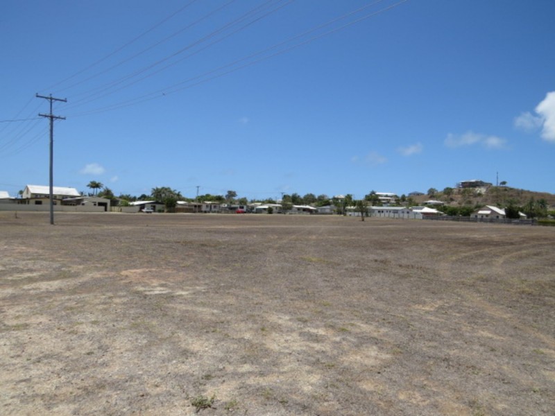 6 – 16 West Street, Bowen QLD 4805