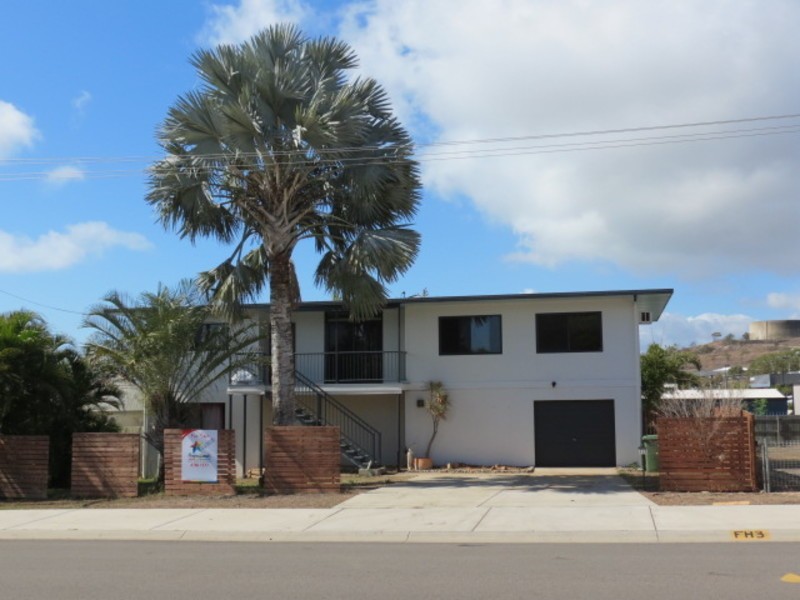 113 Hillview Road, Bowen QLD 4805