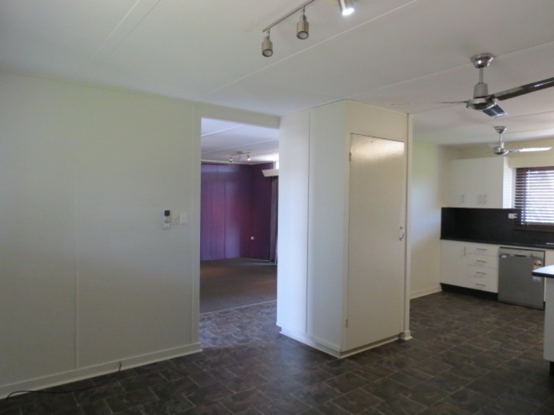 113 Hillview Road, Bowen QLD 4805