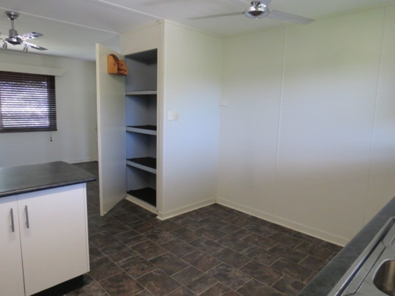 113 Hillview Road, Bowen QLD 4805