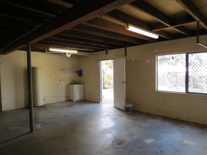113 Hillview Road, Bowen QLD 4805