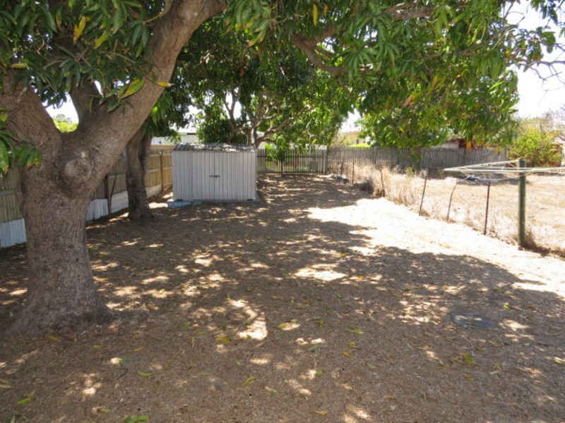 42 Creek Street, Bowen QLD 4805