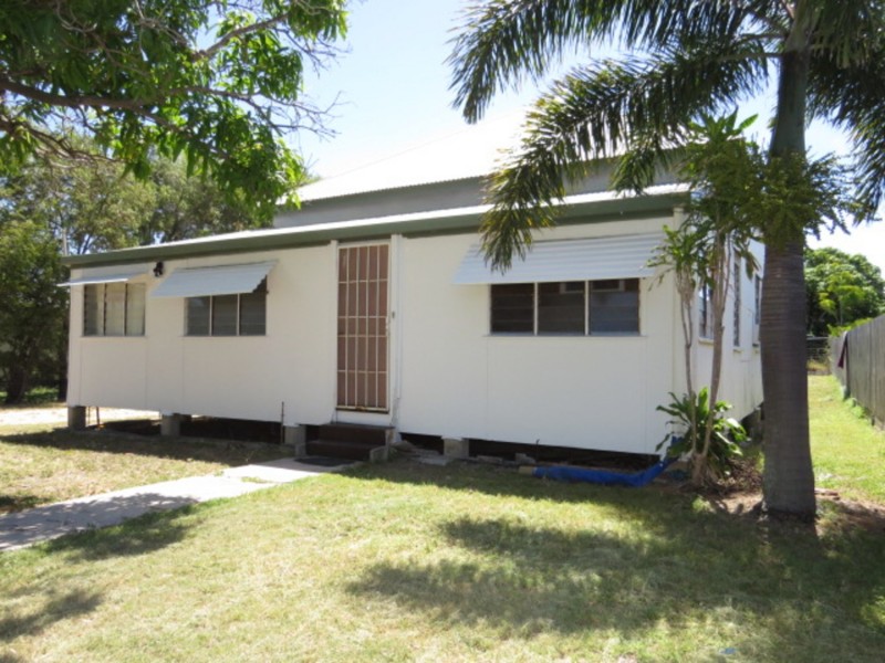 10 Johnston Street, Bowen QLD 4805