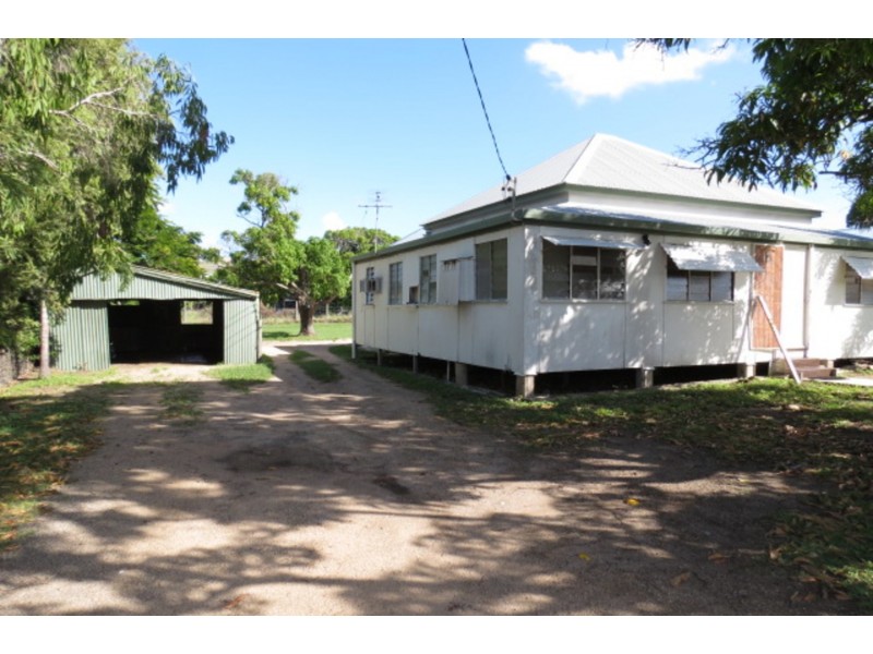 10 Johnston Street, Bowen QLD 4805