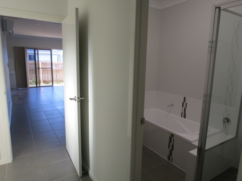 5 Seventh Close, Bowen QLD 4805