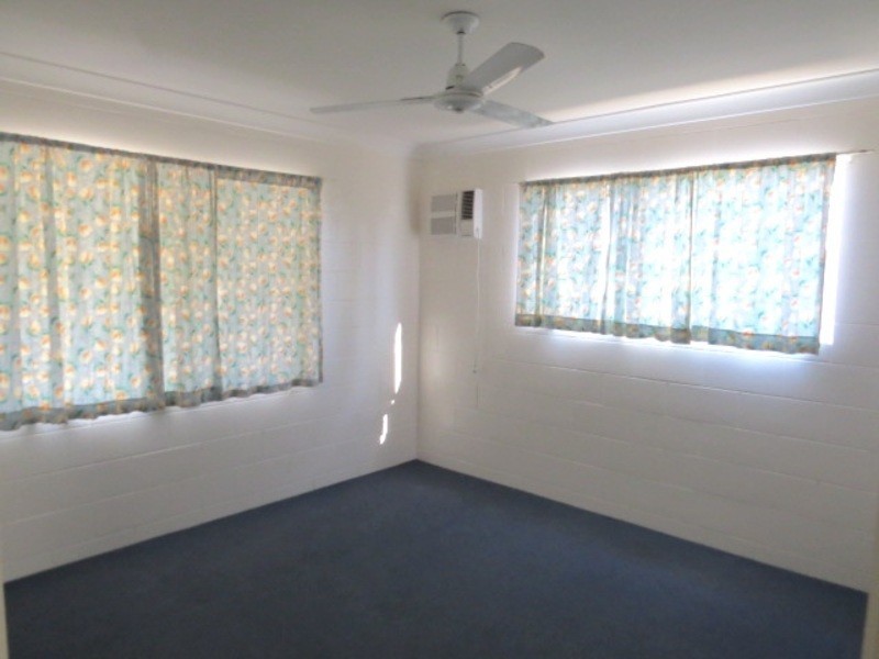 32 Crofton Street, Bowen QLD 4805