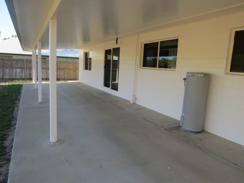 32 Crofton Street, Bowen QLD 4805