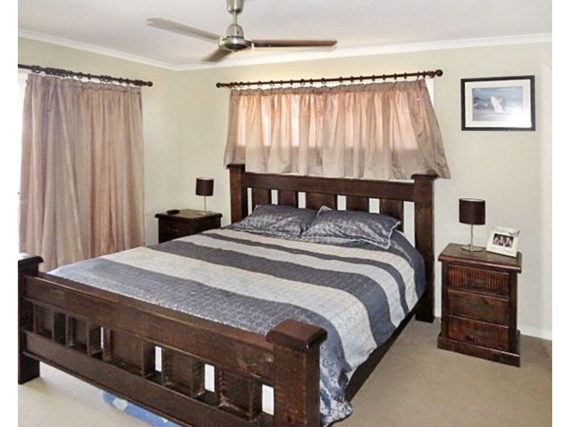 4 Silk Road, Bowen QLD 4805