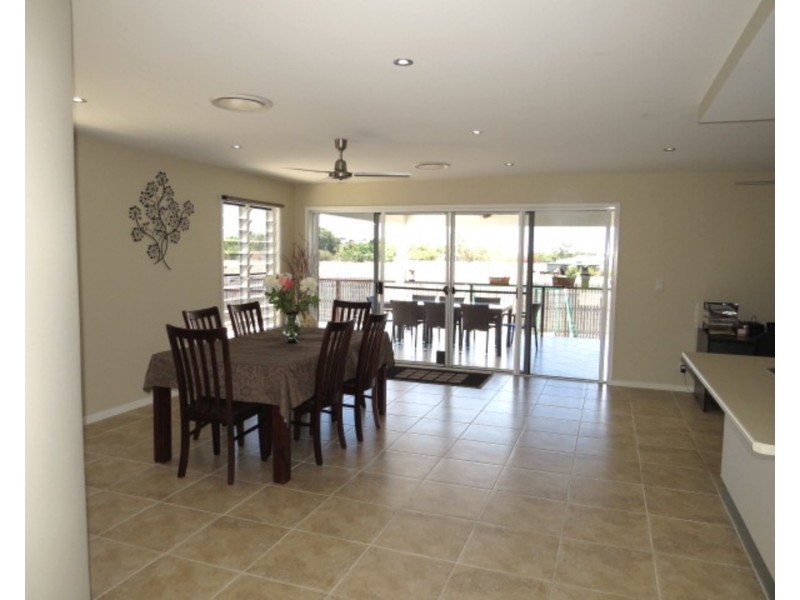 4 Silk Road, Bowen QLD 4805