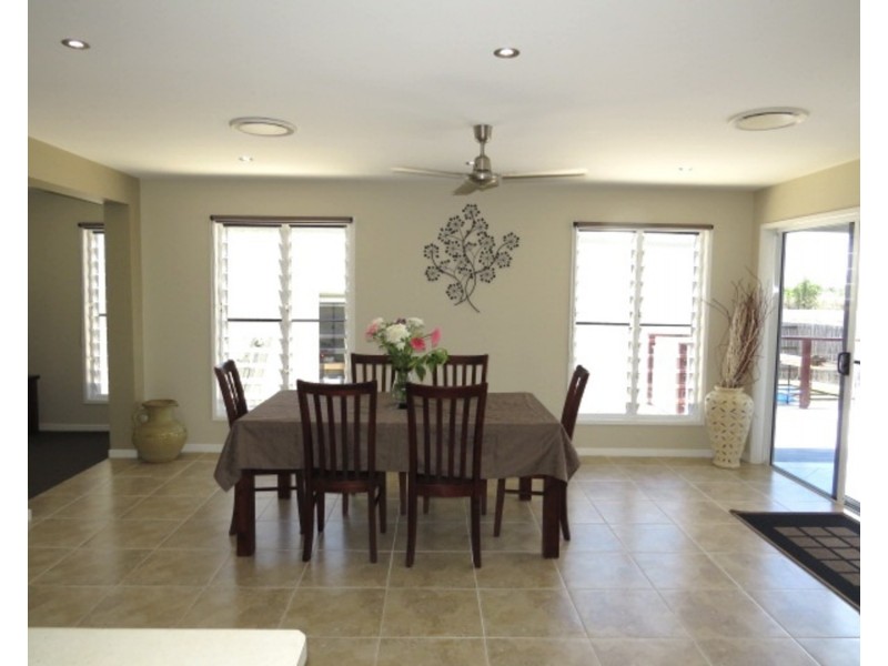 4 Silk Road, Bowen QLD 4805