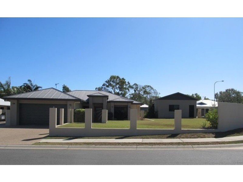 1 Pod Place, Bowen QLD 4805