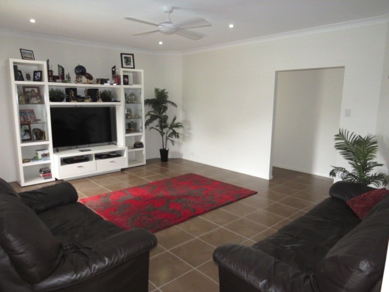1 Pod Place, Bowen QLD 4805