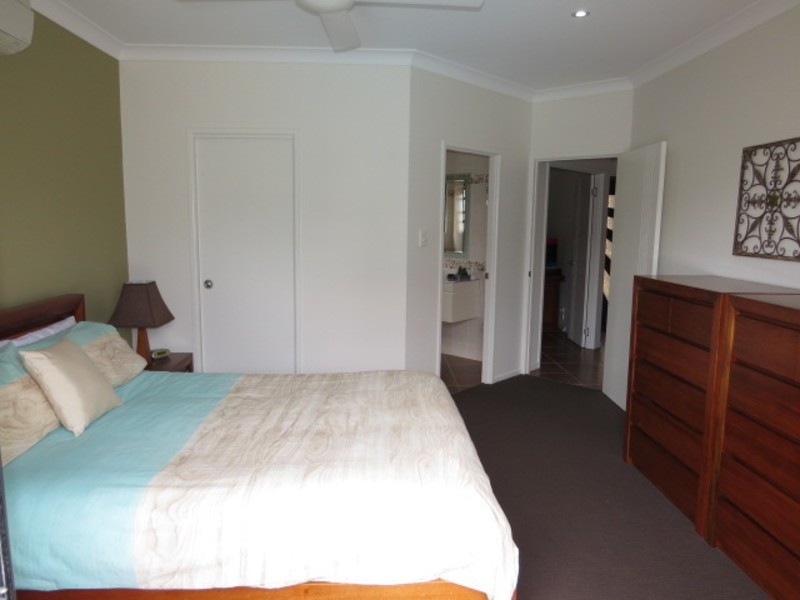 1 Pod Place, Bowen QLD 4805