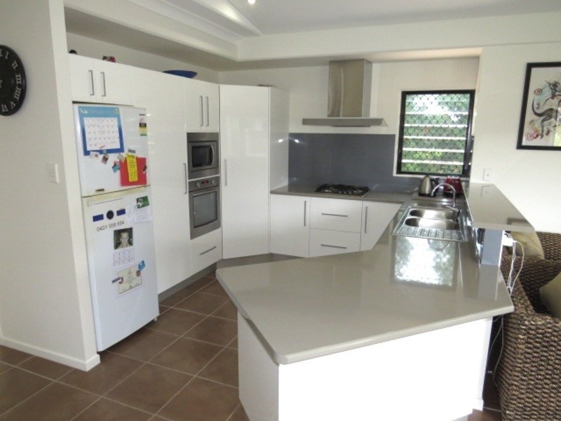 1 Pod Place, Bowen QLD 4805
