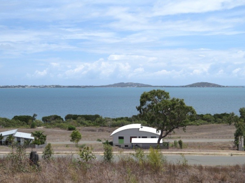 102 Ocean View Drive, Bowen QLD 4805
