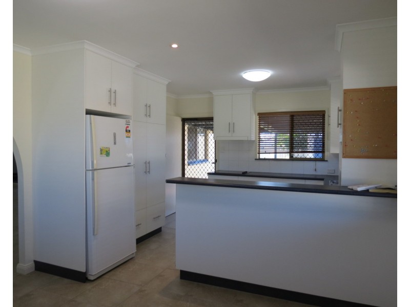 4a Dalrymple Street, Bowen QLD 4805