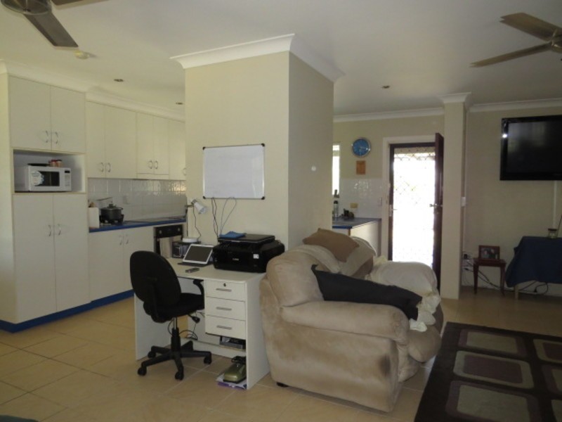 27 Coral Street, Bowen QLD 4805