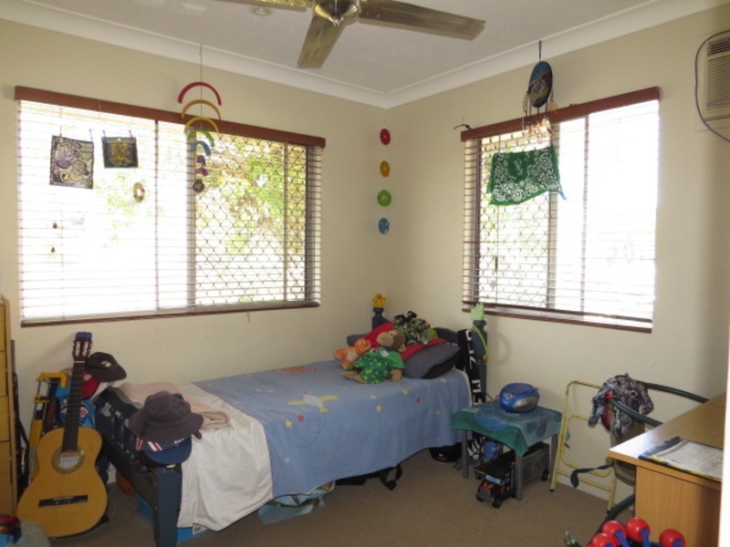 27 Coral Street, Bowen QLD 4805
