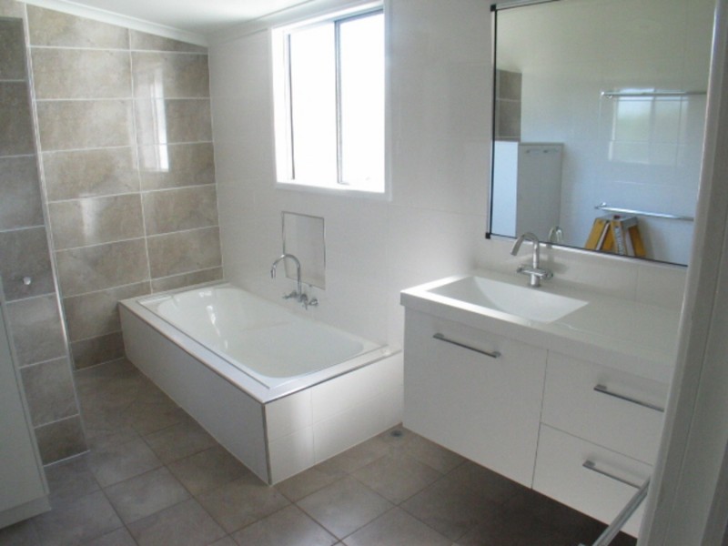 72 Livingstone Street, Bowen QLD 4805