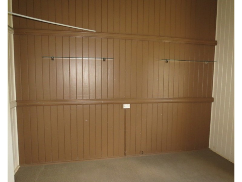 72 Livingstone Street, Bowen QLD 4805