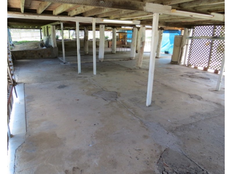 72 Livingstone Street, Bowen QLD 4805