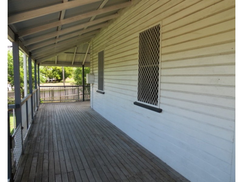 72 Livingstone Street, Bowen QLD 4805