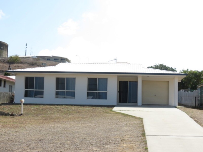 105 Gregory Street, Bowen QLD 4805