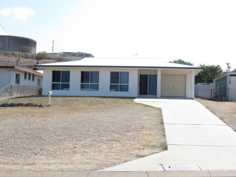 105 Gregory Street, Bowen QLD 4805