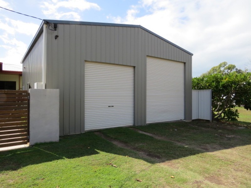 42 Whyte Avenue, Bowen QLD 4805