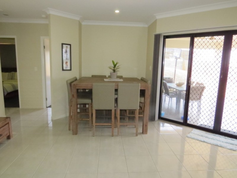 8 Seacove Crescent, Bowen QLD 4805
