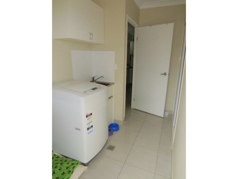 8 Seacove Crescent, Bowen QLD 4805