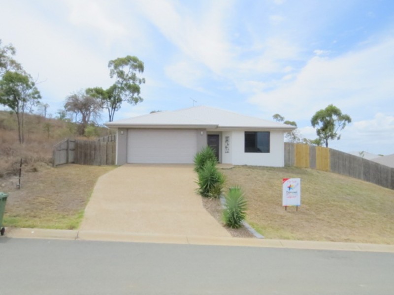 8 Seacove Crescent, Bowen QLD 4805