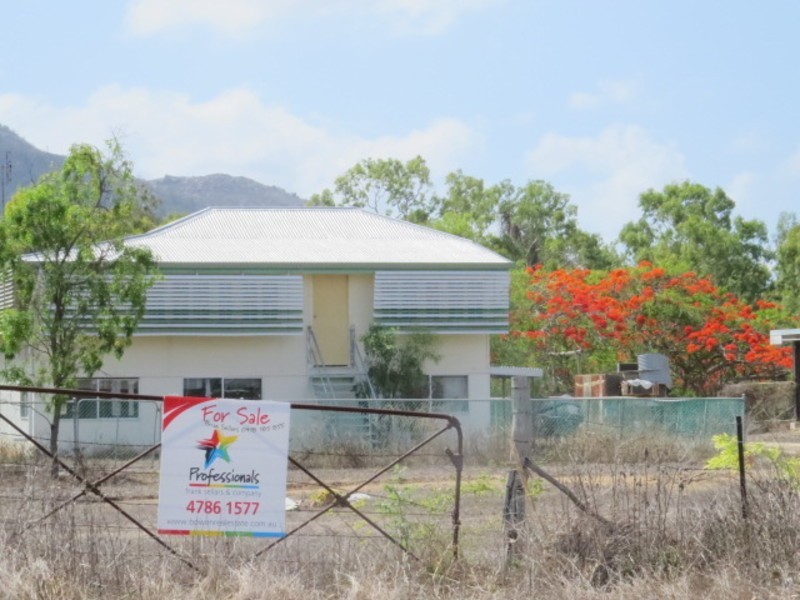 306 Euri Road, Bowen QLD 4805