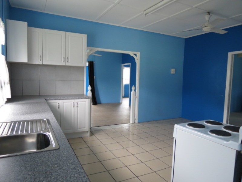 1 Belgravia Road, Bowen QLD 4805