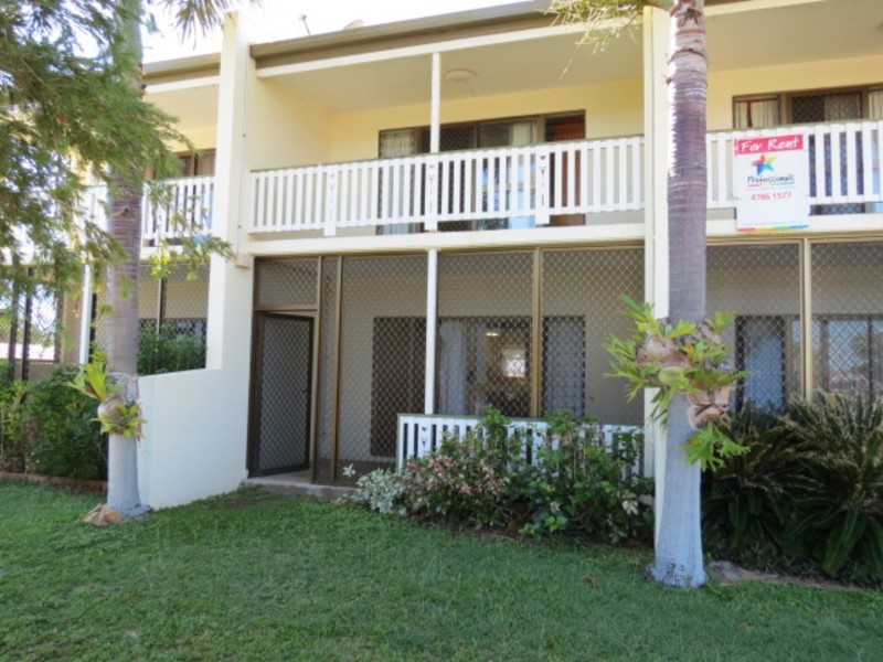 2/60 Herbert Street, Bowen QLD 4805