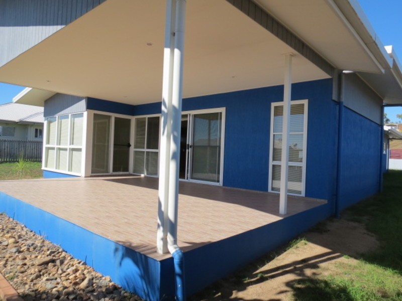 7 Sunshine Court, Bowen QLD 4805
