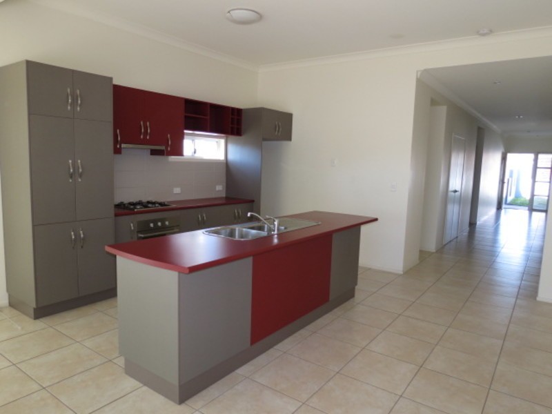 7 Sunshine Court, Bowen QLD 4805