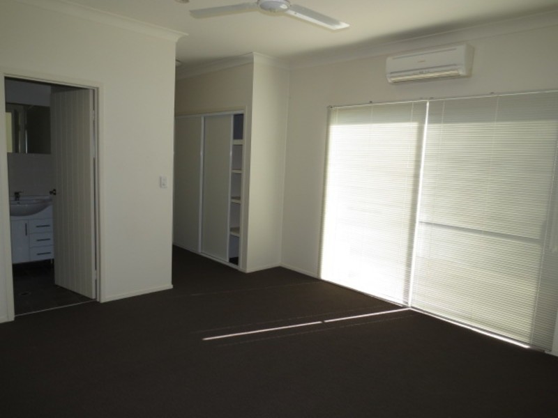 7 Sunshine Court, Bowen QLD 4805