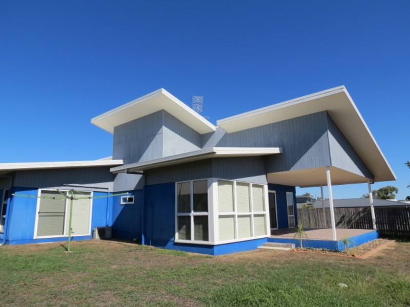 7 Sunshine Court, Bowen QLD 4805