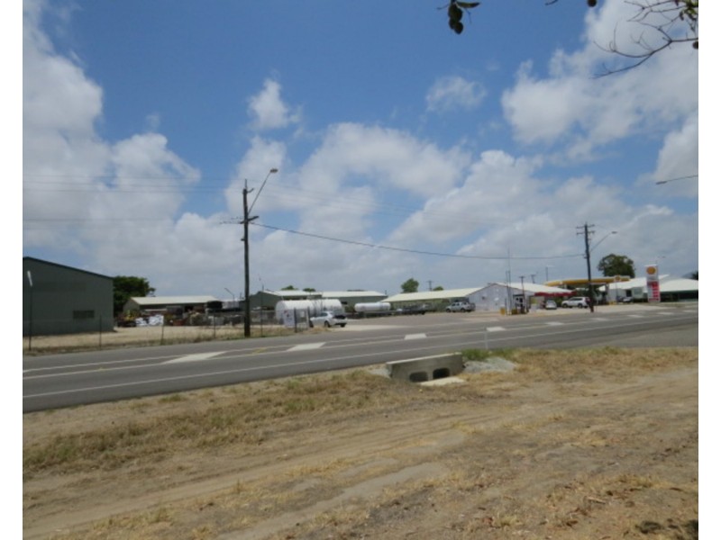 19081 Bruce Highway, Bowen QLD 4805