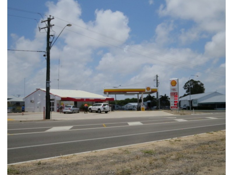 19081 Bruce Highway, Bowen QLD 4805