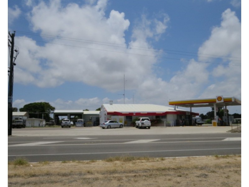 19081 Bruce Highway, Bowen QLD 4805